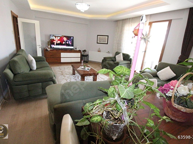 ARGADAN BUCA SEYHAN MH.POLİS LOJMANLARI YANI SATILIK 3+1 DAİRE.