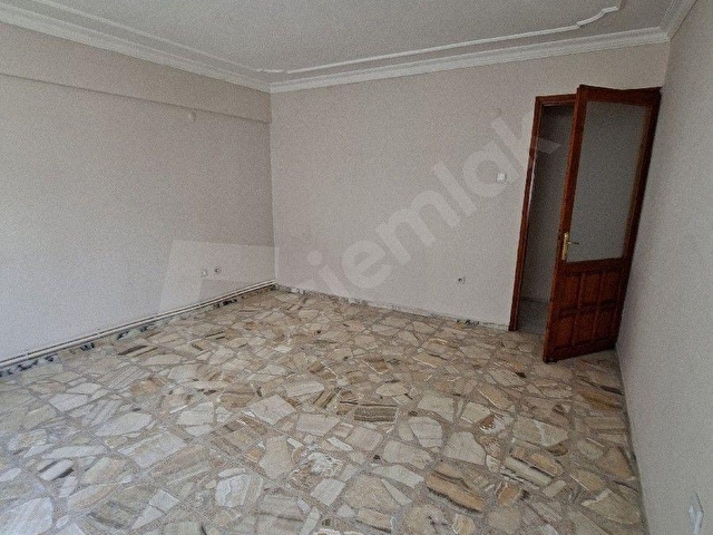 İZMAX-4 DEN KÖŞE BAKIMLI DOĞALGAZLI ARA KAT - Görsel 15