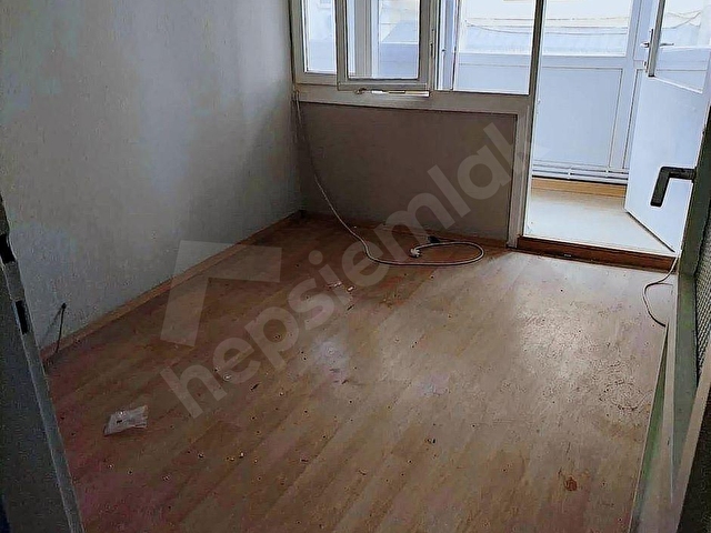 TURPA BALÇOVADAN GÜZELYALIDA SAHİLE 150M MESAFEDE FIRSAT DAİRE - Görsel 3