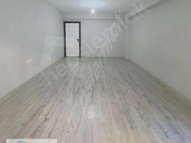 ELÇİ GAYRİMENKULDEN ELMASPARK KARŞISIN DA ACILIK DA SATILIK 2+1 DAİRE - Görsel 4