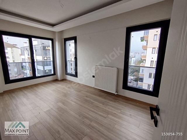 Adliyenin Karşısında 3 Odalı Kiralık Sıfır Ofis - Görsel 9