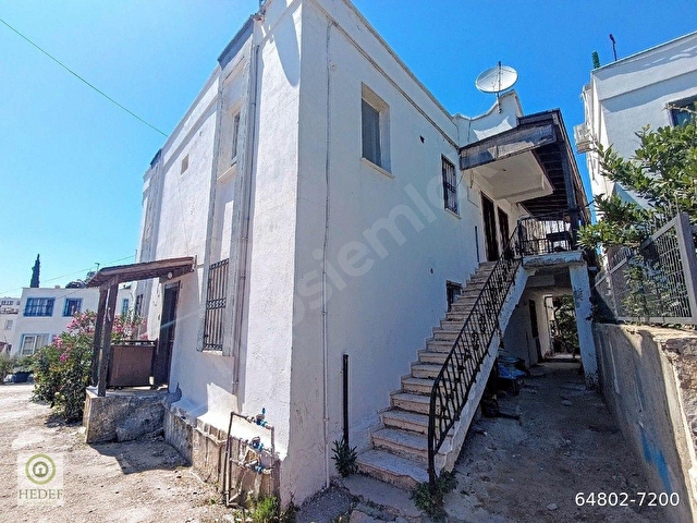 Bodrum Konacıkta Satılık 2+1 Üst Kat Daire  Tamamen Yenilenmiş Ayrı Mutfak - Görsel 19