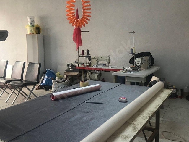 KADIRGA YOKUŞUNDA SATILIK 70 m2 GENİŞ YOL CEPHELİ DÜKKAN - Görsel 24