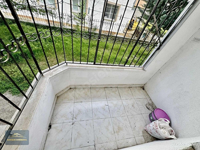 KARDEŞLERDEN 2+1 GİRİŞ KAT MERKEZI KONUMDA MASRAFSIZ BEŞŞİKKAYA - Görsel 30