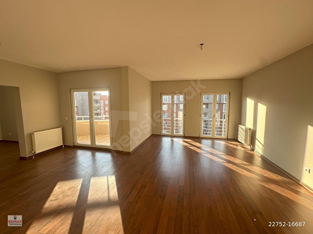 REMAX OYA DOĞAN PARKVERDE 5+1 KİRALIK ÇATI DUBLEX PARK VERDE - Görsel 7