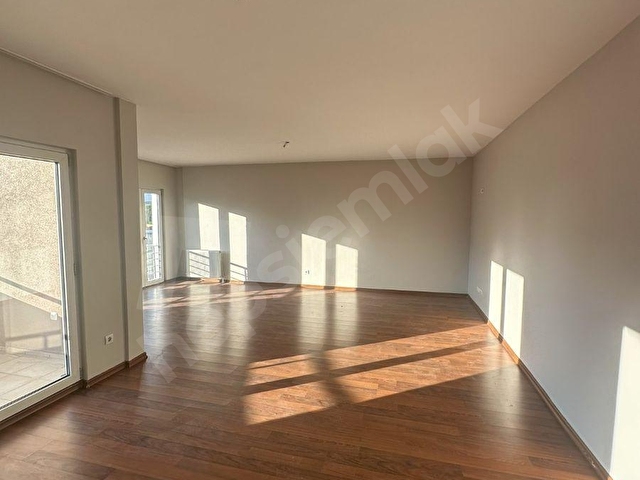 REMAX OYA DOĞAN PARKVERDE 5+1 KİRALIK ÇATI DUBLEX PARK VERDE - Görsel 19