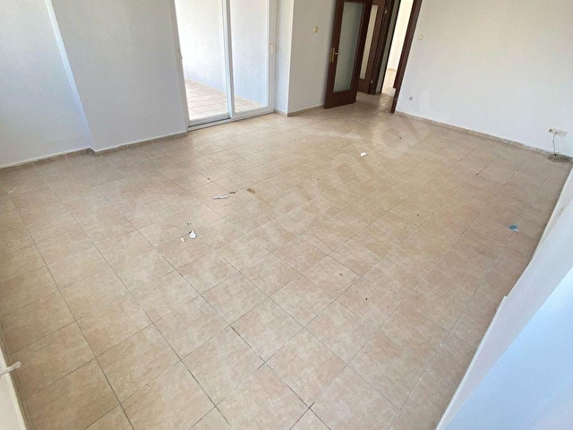 HUZUREVLERİNDE DOĞALGAZLI CEPHELERİ AÇIK 4+1 KİRALIK DAİRE - Görsel 2