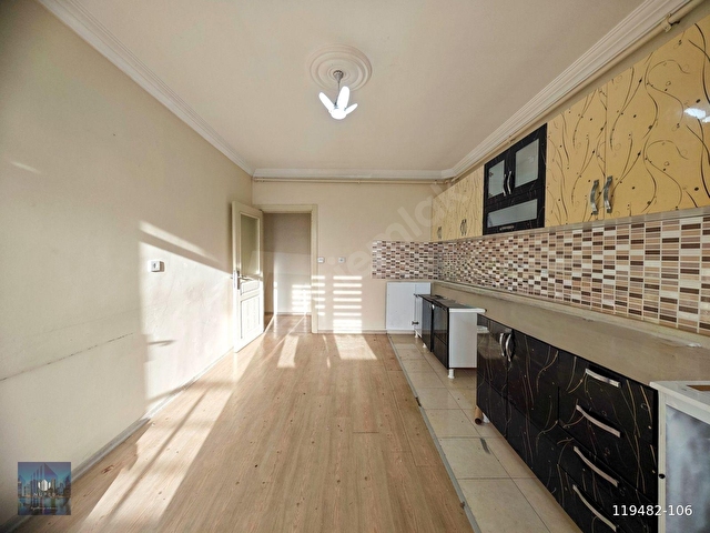 ACİL VAN İPEKYOLU HATUNİYE MAH CEPHELERİ AÇIK SATILIK 3+1 DAİRE - Görsel 15