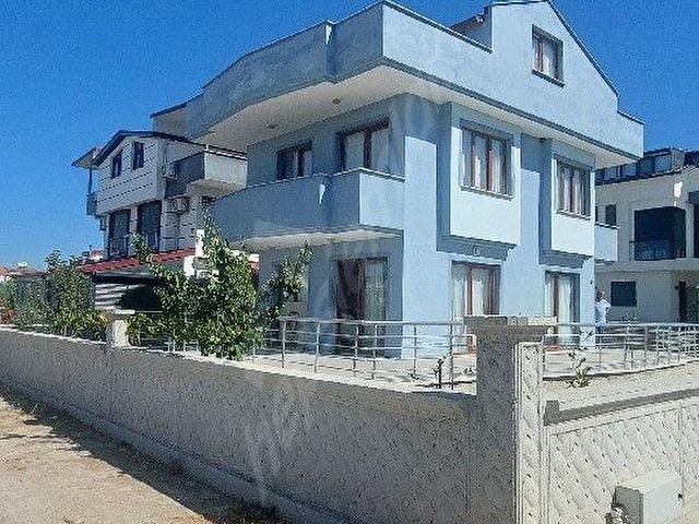 Dikili ismetpaşa da danıştay mevkinde müstakil tek nizam bahçeli 4+1 tribleks villa - Görsel 2
