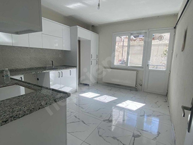 BUCA GÖKSU DA KİRALIK DOĞALGAZLI DAİRE 110 m2 2+1 - Görsel 14