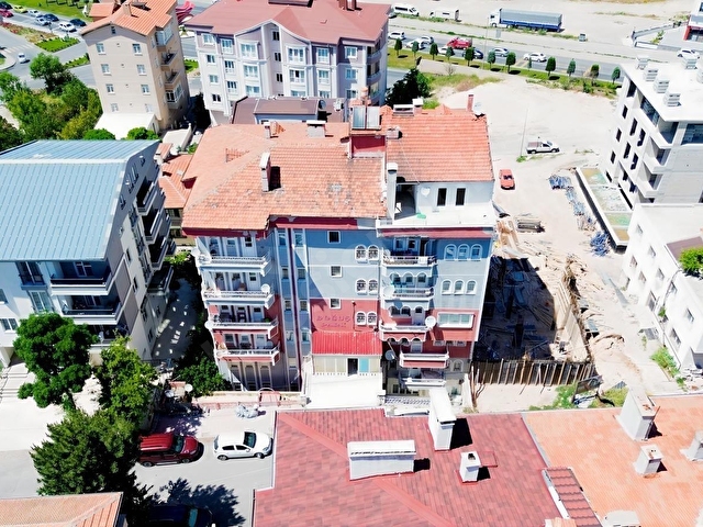 DENİZ GAYRİMENKUL EMEK MAH.BAKIMLI MASRAFSIZ SATILIK 3+1 DAİRE