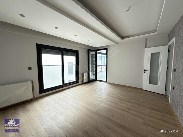 KORKMAZDAN SATILIK ULTRA LÜKS 2+1 KAPALI MUTFAK EBEVEYNLİ DAİRE