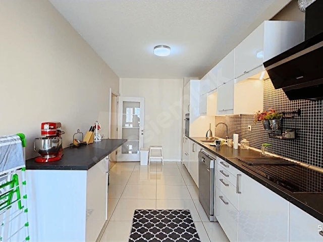 Mavişehir Albatros Sitesi Deniz Manz .Tadilatlı Satılık Daire - Görsel 12