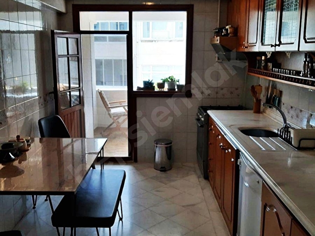 MALTEPE MERKEZDE 160M2 3.KATTA 3+1 KATTA TEK EBEVEYN BANYOLU - Görsel 27