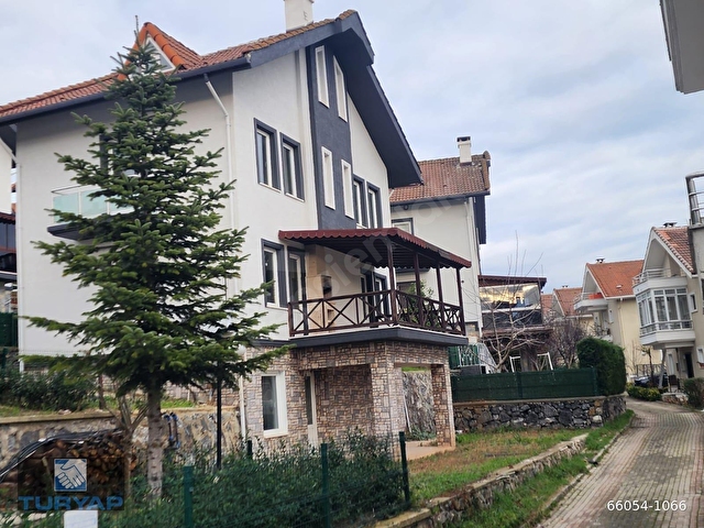 ŞİLE AHMETLİ GÜVENLİKLİ HAVUZLU SİTEDE SATILIK MÜSTAKİL TURYAP