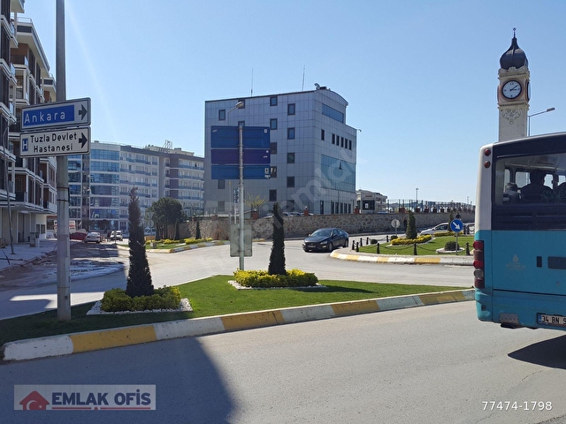Tuzla Ana Cadde Uzeri Iskanli Dukkan Magaza Ofis Naci Avci Dan 77474 1798 Hurriyet Emlak