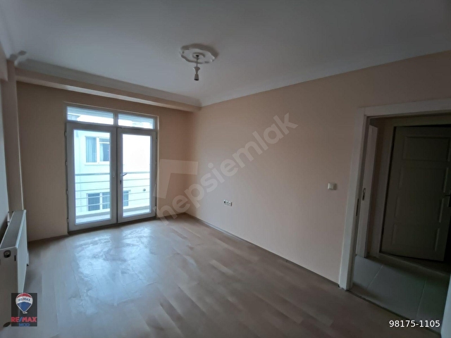 RE/MAX MODDAN E.A.L. KARŞISI BAKIMLI KİRALIK 3+1 - Görsel 30