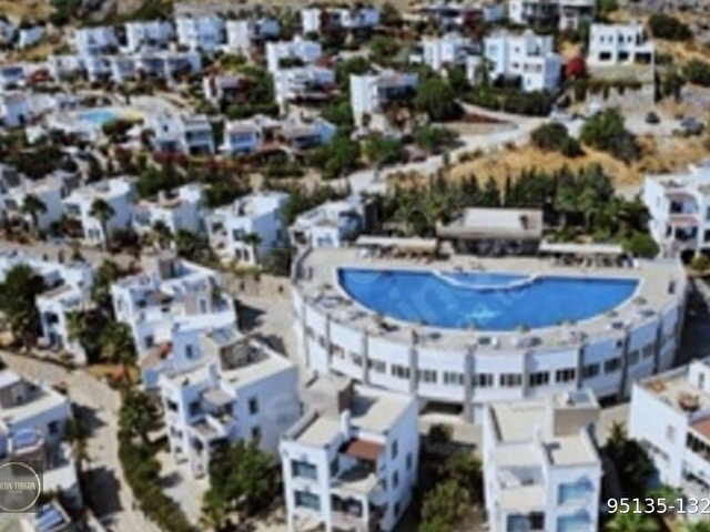 Gümüşlük Yalıkavak arası Sosyal Tesisli Sitede Manzaralı Köşe - Görsel 3