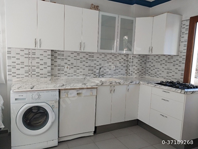 ÇANDARLI EYKO SİTESİNDE DENİZ KENARI MANZARALI 1. KAT KİRALIK EŞYALI DAİRE - Görsel 5