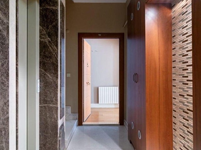 Abdi İpekçi'de Prestijli Genç Binada Nitelikli Satılık Daire