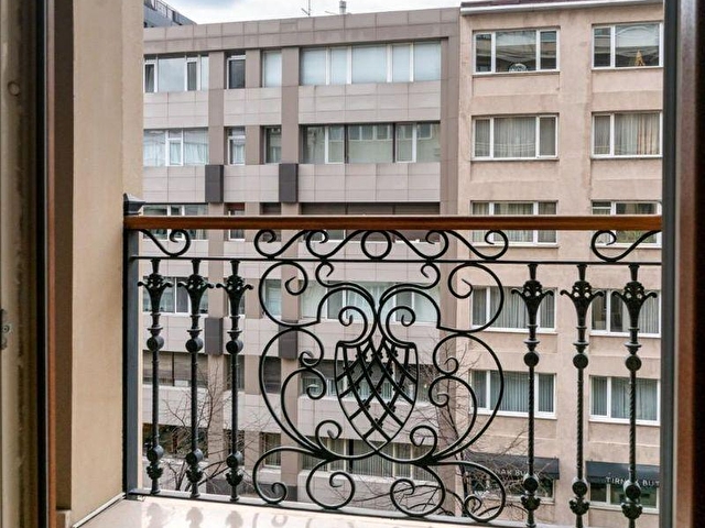 Abdi İpekçi'de Prestijli Genç Binada Nitelikli Satılık Daire