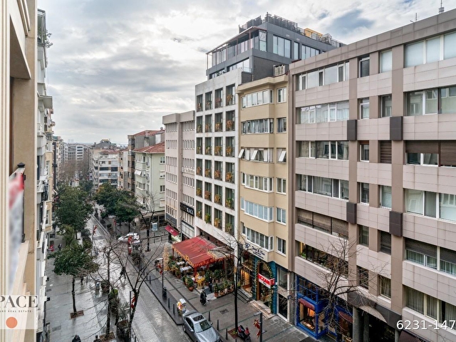 Abdi İpekçi'de Prestijli Genç Binada Nitelikli Satılık Daire