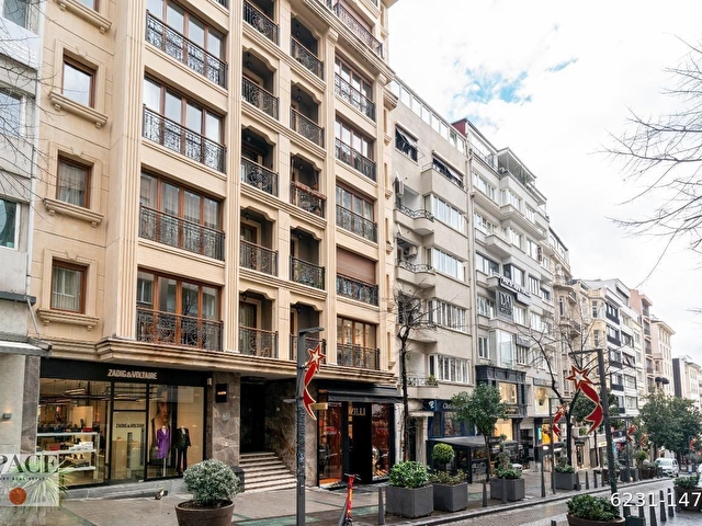 Abdi İpekçi'de Prestijli Genç Binada Nitelikli Satılık Daire