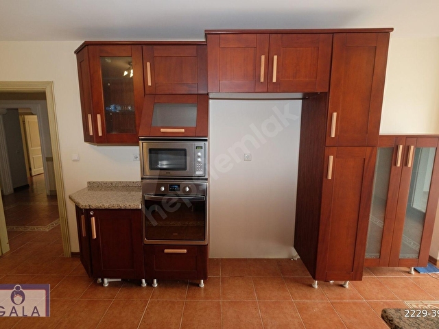 ÜMİTKÖY MERKEZDE BULVAR APT.180 M2 GENİŞ 4+1 KİRALIK DAİRE - Görsel 8