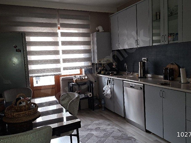 TOPÇU MH.DE ARA KAT SİTE İÇERİSİN DE ASANSÖRLÜ 3+1 KİRALIK DAİRE - Görsel 3