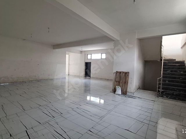 KAHRAMANKAZAN MERKEZDE SATILIK 3 KATLI, TERASLI DÜKKAN, DEPO - Görsel 24