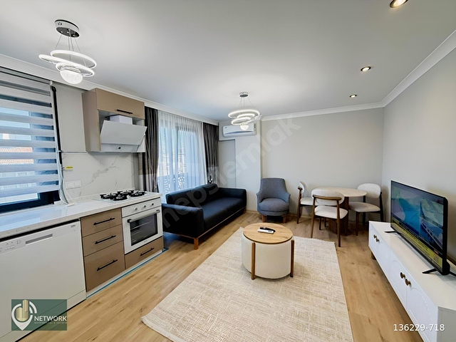 SIFIR BİNA-LÜX EŞYALI MÜKEMMEL LOKASYON MEYDAN 4DK OTOPARKLI 2+1