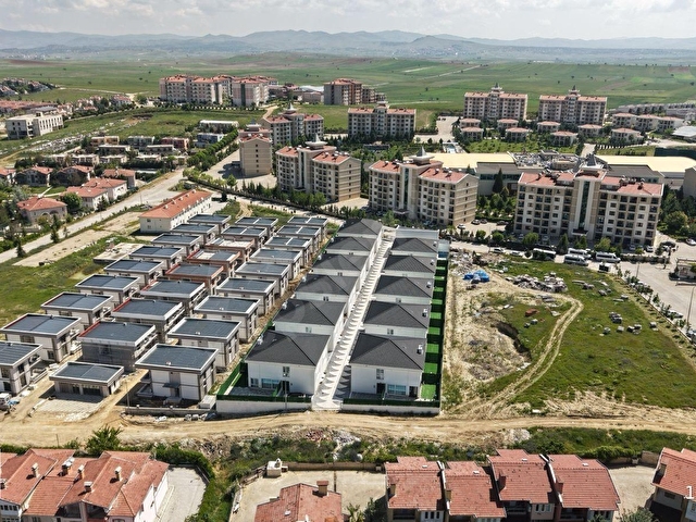 HEM YATIRIMLIK HEM LÜKS: ÖZEL ISITMALI HAVUZLU TERMAL VİLLA ! - Görsel 5