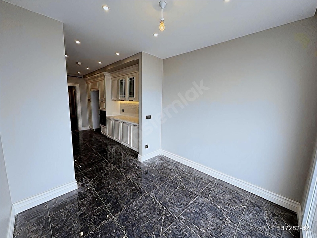 AZUR MARMARA SİTESİNDE SIFIR DENİZ MANZARALI SATILIK 3+1 DAİRE - Görsel 7