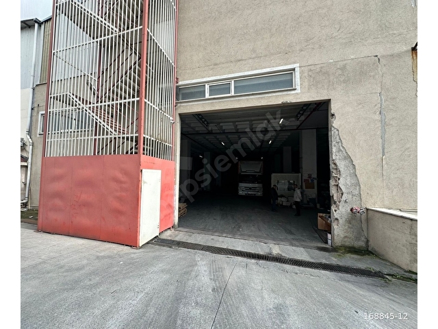 BEYLİKDÜZÜNDE 3 KATLI KOMPLE KİRALIK BOŞ MÜSTAKİL FABRİKA