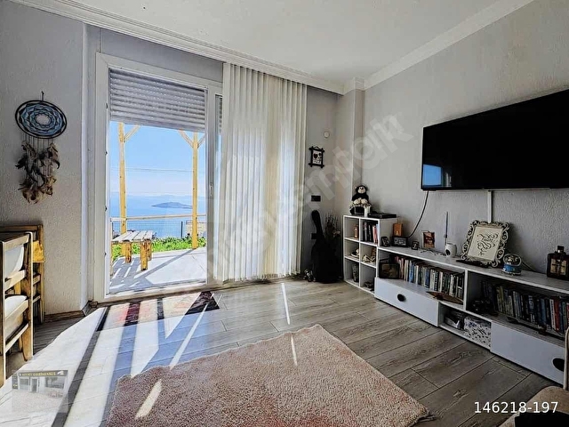 ÇANDARLI BİMEYKO DA 392m2 ARSA İÇİNDE DENİZ MANZARALI YAZLIK - Görsel 9
