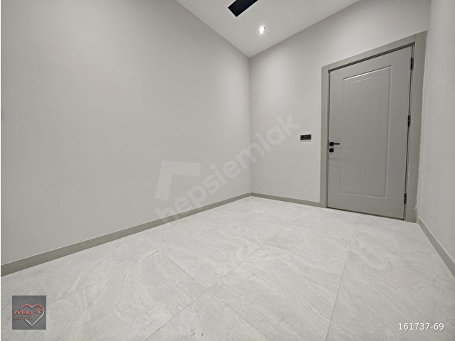 İYİKİDEN ŞEMİKLERDE 3+1CEPHESİ AÇIK OTOPARKLI PANJURLU.EBEVYN BANY.DAİRE.. - Görsel 22