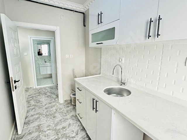 HAS SEBAda CUMHURİYETte 2+1 85m2 İÇİ FULL YAPILI SATILIK 2.KAT - Görsel 15