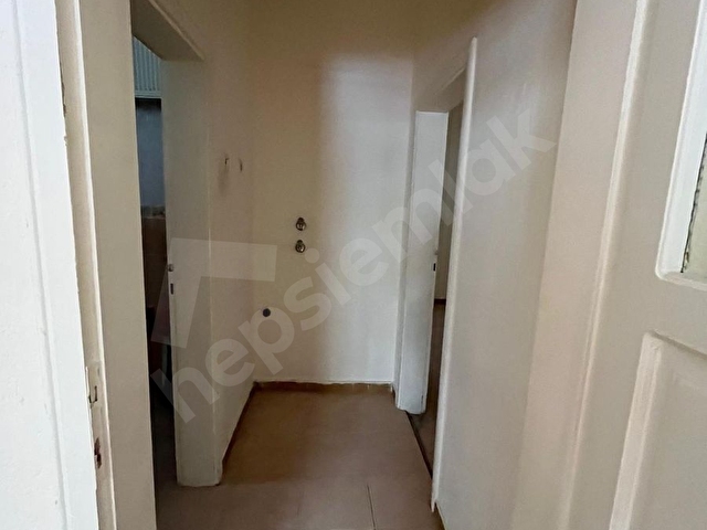 Merkezde Sahibinden Kiralık Ara Kat Doğalgazlı Daire - Görsel 12