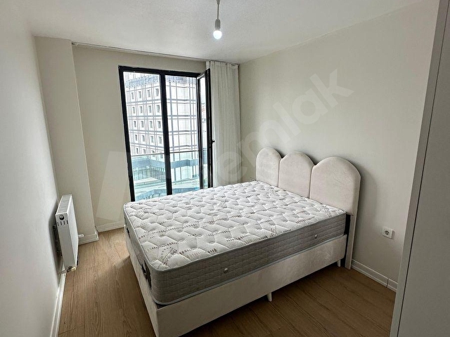 FAMİLYDEN VARLIK TOWER REZİDANSTA 1+1 KİRALIK LÜX EŞYALI DAİRE - Görsel 15