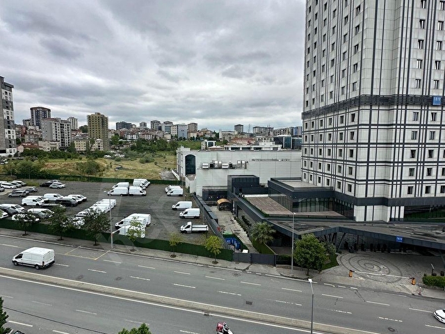 FAMİLYDEN VARLIK TOWER REZİDANSTA 1+1 KİRALIK LÜX EŞYALI DAİRE - Görsel 11