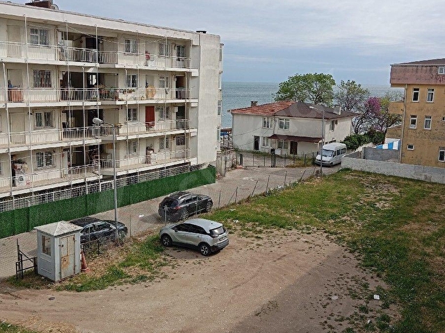 BÜYÜKÇEKMECE KUMBURGAZDA SATILIK DAİRE - Görsel 2