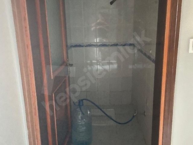 SAHİBİNDEN AİLE APARTMANINDA EMLAK KOMİSYONSUZ BAKİMLİ TEMİZ DAİRE SULTANBEYLİ MECİDİYE MAH. 2+1GNŞ. - Görsel 8