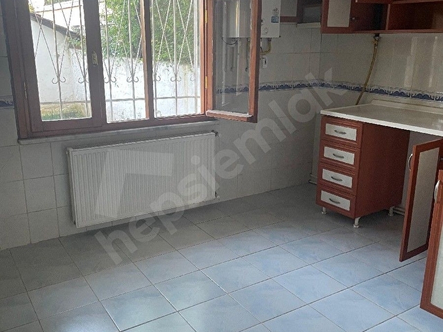 SAHİBİNDEN AİLE APARTMANINDA EMLAK KOMİSYONSUZ BAKİMLİ TEMİZ DAİRE SULTANBEYLİ MECİDİYE MAH. 2+1GNŞ. - Görsel 11
