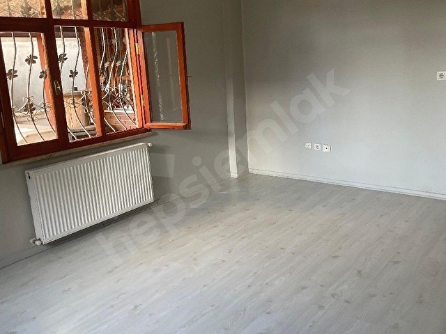 SAHİBİNDEN AİLE APARTMANINDA EMLAK KOMİSYONSUZ BAKİMLİ TEMİZ DAİRE SULTANBEYLİ MECİDİYE MAH. 2+1GNŞ. - Görsel 23