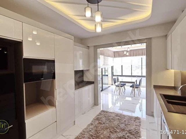ÇEVİKBEYDEN MUAZZAM MİMARİSİYLE GÖZDE KONUMDA LÜKS 3,5+1 DAİRE