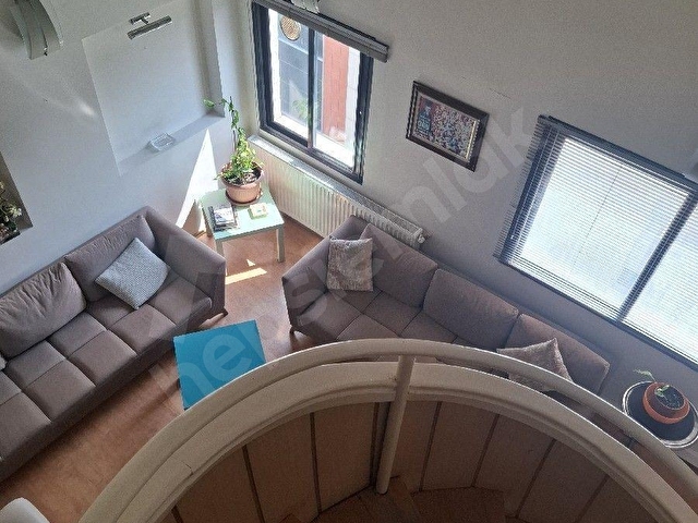 Alsancak Mimar Sinanda 160 m2 kiralık Muayenehane Ofis Büro - Görsel 11