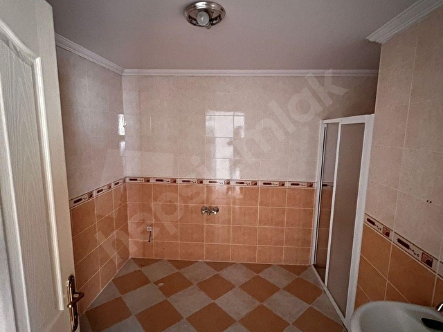 GÖKDENİZDEN GÜVENEVLER MAH. KİRALIK ÇOK GENİŞ BAKIMLI 4+1 - Görsel 14