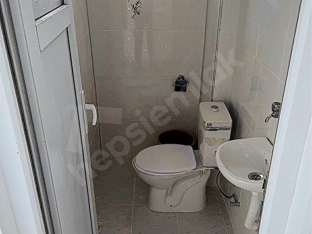 GÜLBAHAR CADDESİNE KOMŞU DEPOLU 110m2 DÜKKAN - Görsel 6