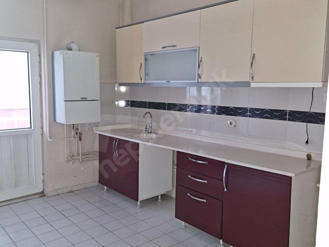 KİRALIK DAİRE 3+1 CEVİZLİDERE SALI PAZARI YAKINI 1.KAT GÜNEY CEP