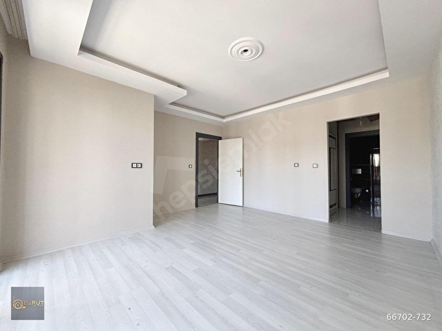 BARUT EMLAKTAN MASRAFSIZ 175 M2 GÜNEY C ÖNÜ AÇIK 4+1 DAİRE 9.KAT - Görsel 18